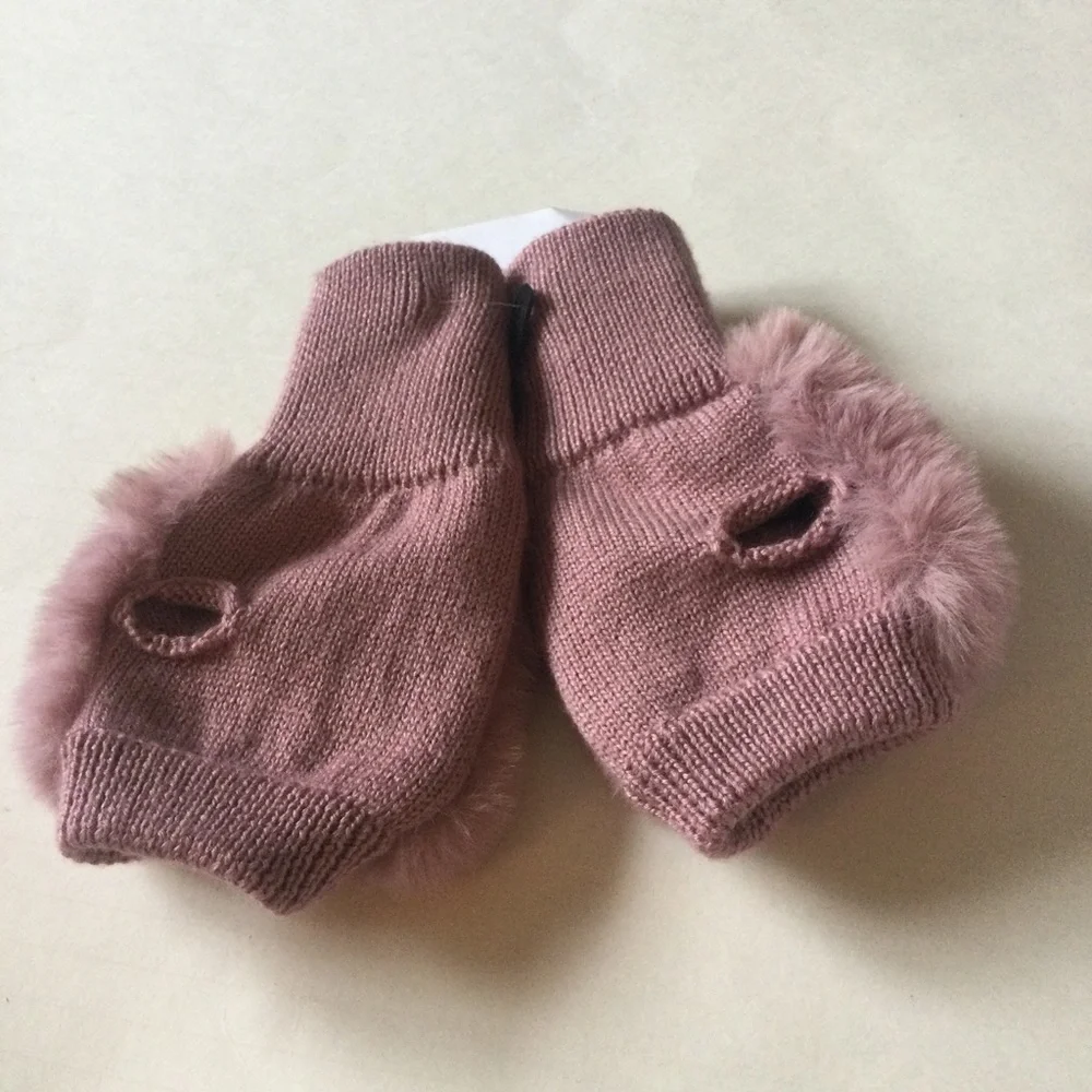 JOCELYN FAUX FUR FINGERLESS GLOVES MITTENS IN DUSTY ROSE  PINK NWOT